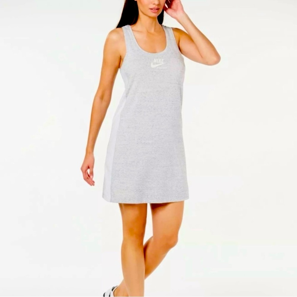 Nike Dress Casual Color block Tank Sleeveless Womens Size Small Gray White